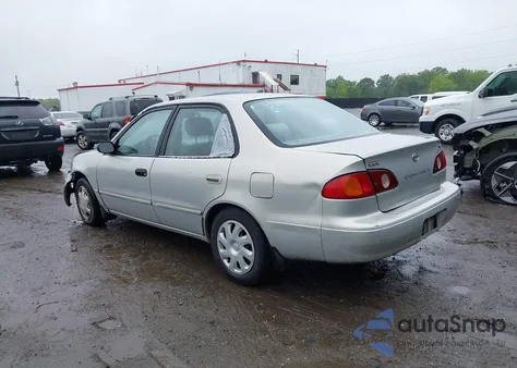 2001 Toyota Corolla Le z USA, uszkodzony, nr VIN 2T1BR12E61C514701